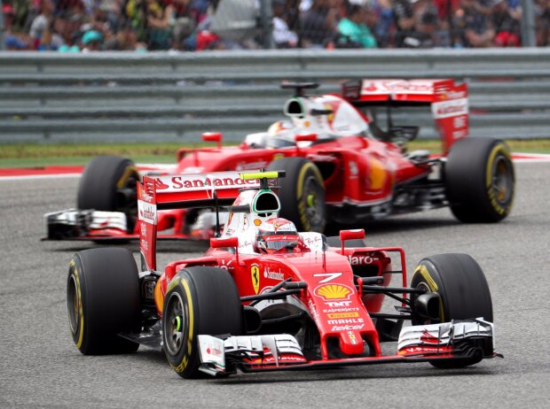 Titel-Bild zur News: Kimi Räikkönen, Sebastian Vettel