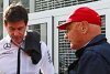 Bild zum Inhalt: Niki Lauda erfuhr von Rosberg-Rücktritt auf Flughafen-Toilette