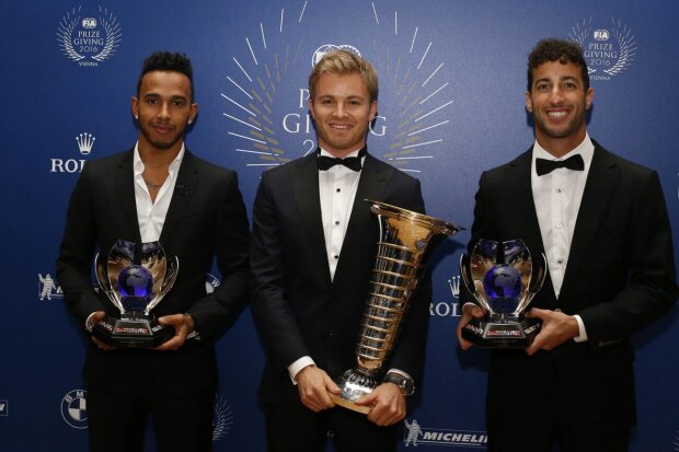  ~Lewis Hamilton, Nico Rosberg und Daniel Ricciardo ~                                  