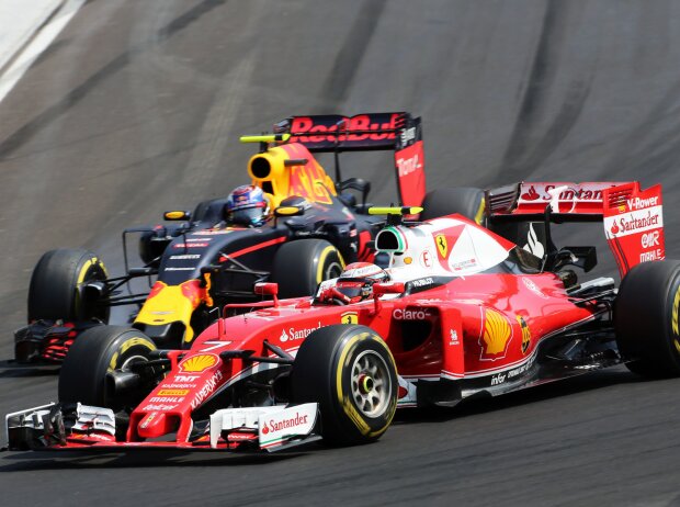 Titel-Bild zur News: Max Verstappen, Kimi Räikkönen