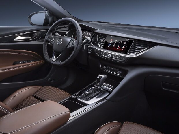 Innenraum des Opel Insignia Grand Sport 2017 Innenraum des Opel Insignia Grand Sport 2017