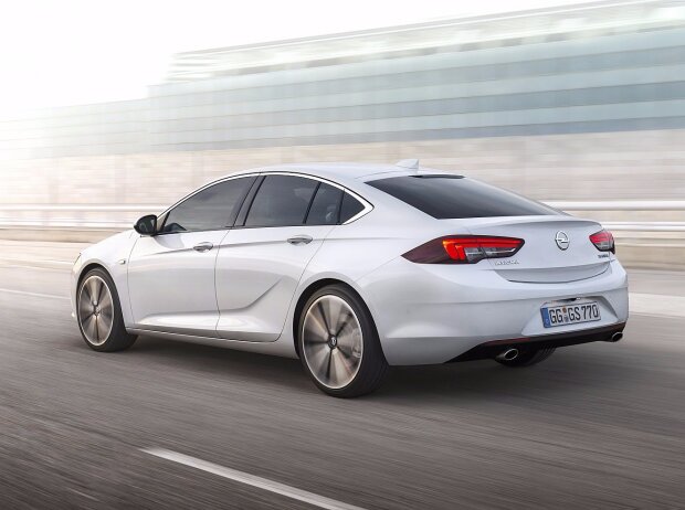 Heckansicht des Opel Insignia Grand Sport 2017 Heckansicht des Opel Insignia Grand Sport 2017