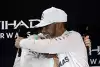 Bild zum Inhalt: Lewis Hamilton stichelt: Nico Rosbergs Rücktritt feige?