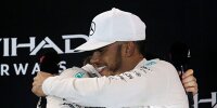 Bild zum Inhalt: Lewis Hamilton stichelt: Nico Rosbergs Rücktritt feige?