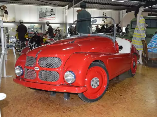 Titel-Bild zur News: Kleinschnittger F 125 von 1956 im Auto-Museum Sinsheim