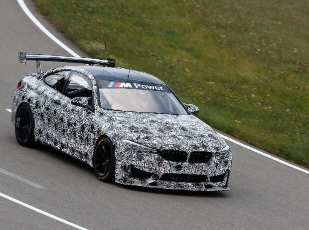 BMW M4 GT4 BMW M4 GT4