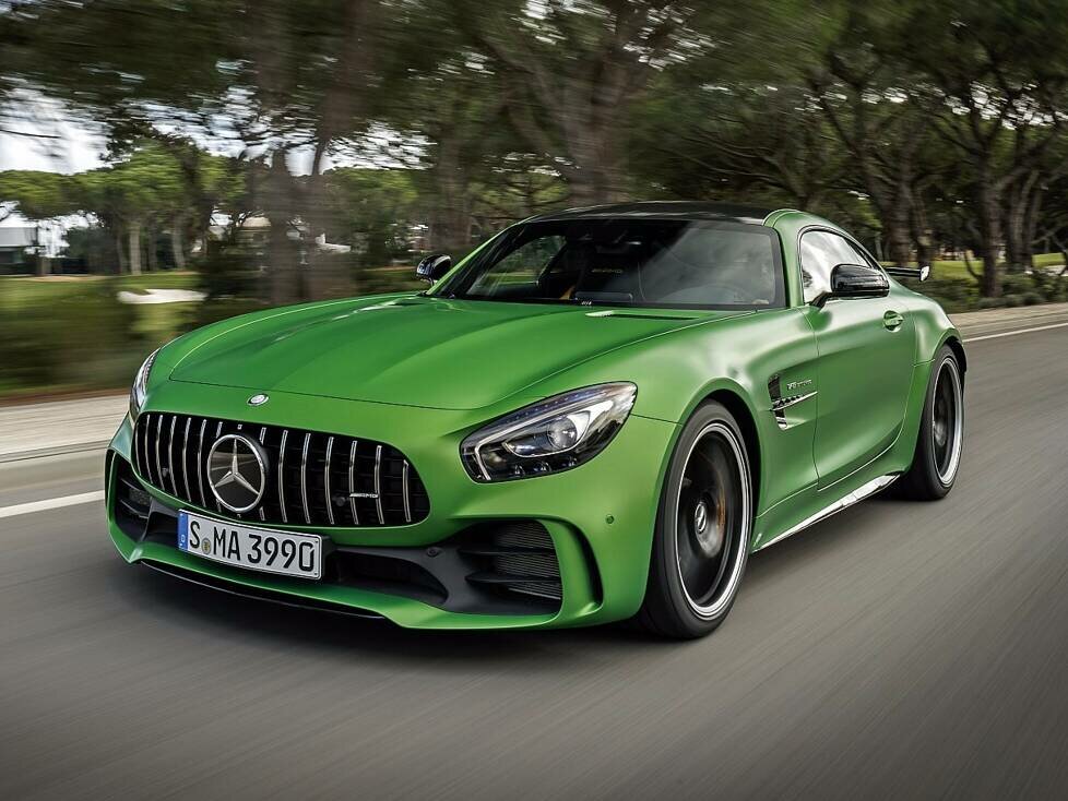 Mercedes-AMG GT-R