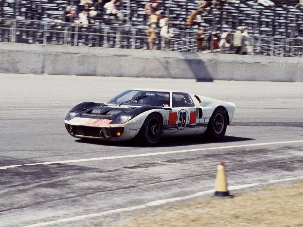Ken Miles, Lloyd Ruby, Ford GT40