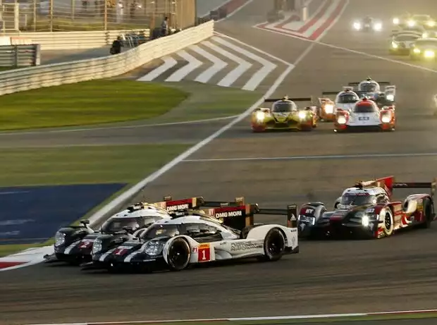 Timo Bernhard, Mark Webber Titel-Bild zur News: Timo Bernhard, Mark Webber