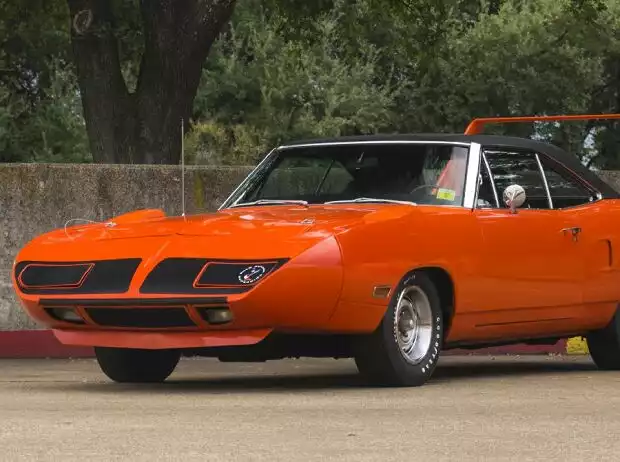 Titel-Bild zur News: Plymouth Superbird
