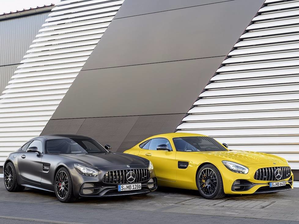 Mercedes-AMG GT C Edition 50 (links) und GT S