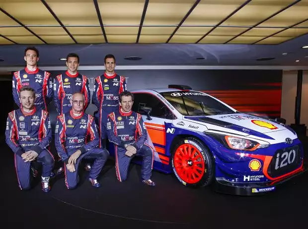 Marc Marti, Hayden Paddon, John Kennard, Thierry Neuville, Nicolas Gilsoul Titel-Bild zur News: Marc Marti, Hayden Paddon, John Kennard, Thierry Neuville, Nicolas Gilsoul
