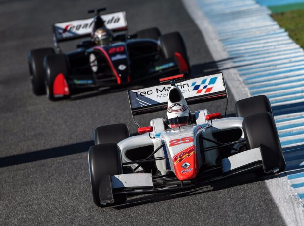 Titel-Bild zur News: Formel V8