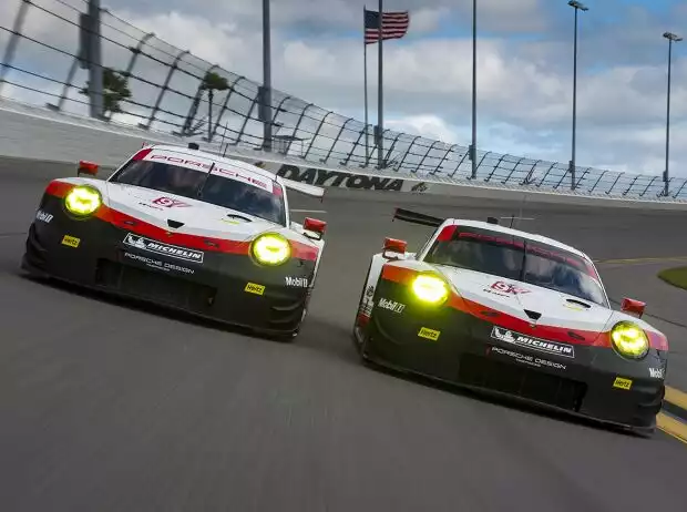 Porsche 911 RSR Titel-Bild zur News: Porsche 911 RSR