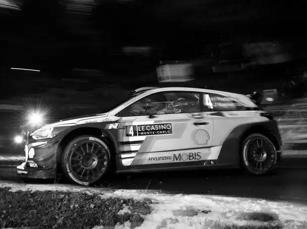 Titel-Bild zur News: Hayden Paddon, John Kennard