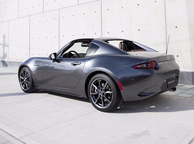 Mazda MX-5 RF 