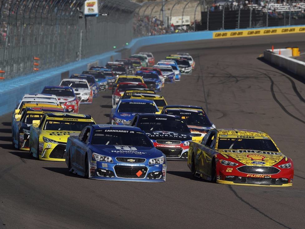 Alex Bowman, Joey Logano