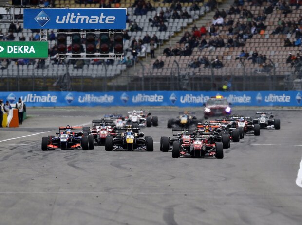 Titel-Bild zur News: Formel-3-EM Start