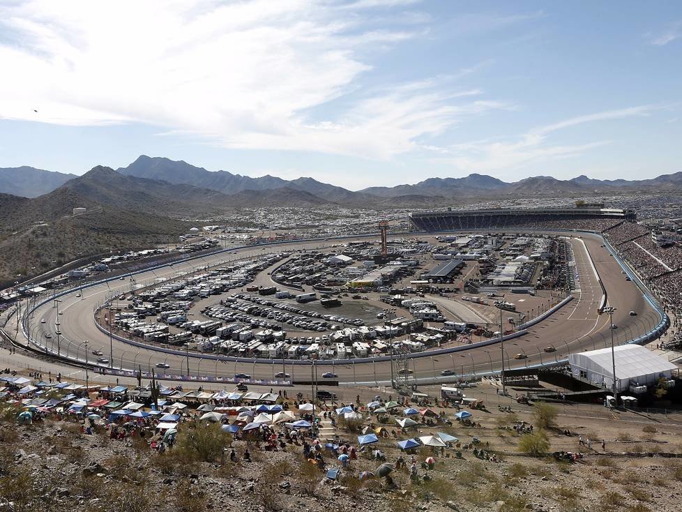 Phoenix Raceway