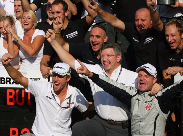 Titel-Bild zur News: Jenson Button, Rubens Barrichello, Ross Brawn