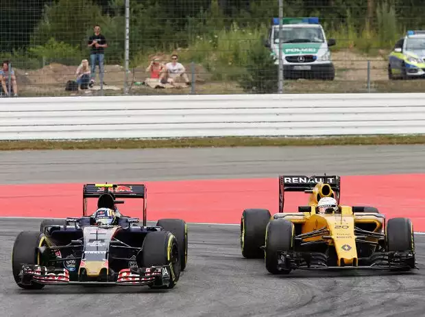 Carlos Sainz, Kevin Magnussen Titel-Bild zur News: Carlos Sainz, Kevin Magnussen
