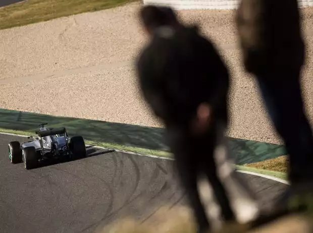 Titel-Bild zur News: Lewis Hamilton