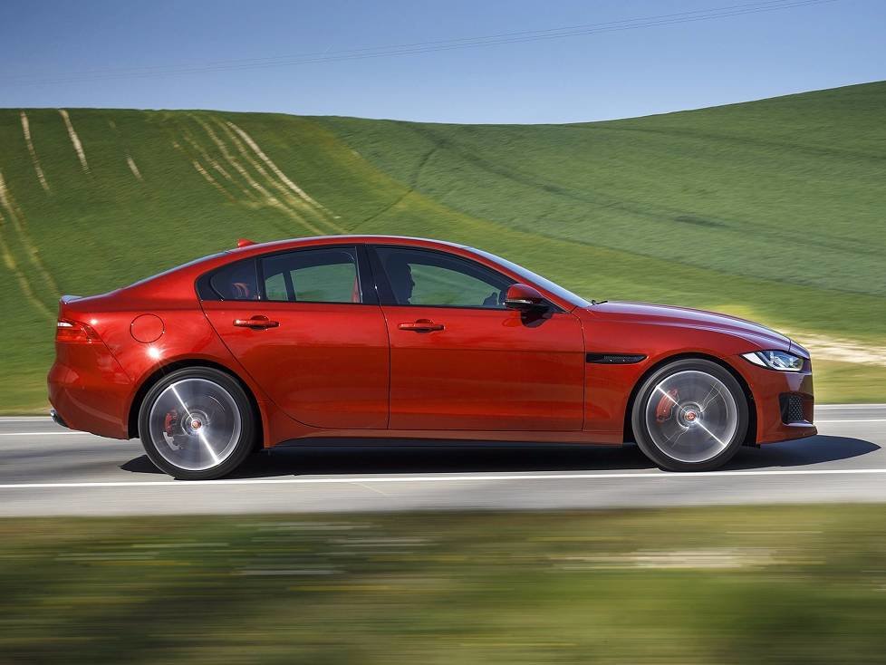 Jaguar XE