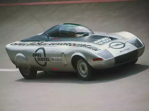Dieselrekordwagen Opel GT (1972) Titel-Bild zur News: Dieselrekordwagen Opel GT (1972)