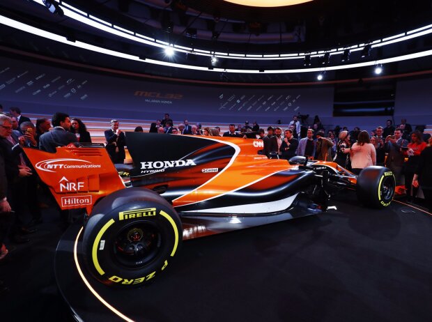Titel-Bild zur News: McLaren MCL32
