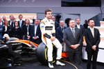 Fernando Alonso (McLaren) und Zak Brown 