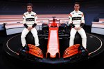 Fernando Alonso und Stoffel Vandoorne (McLaren) 