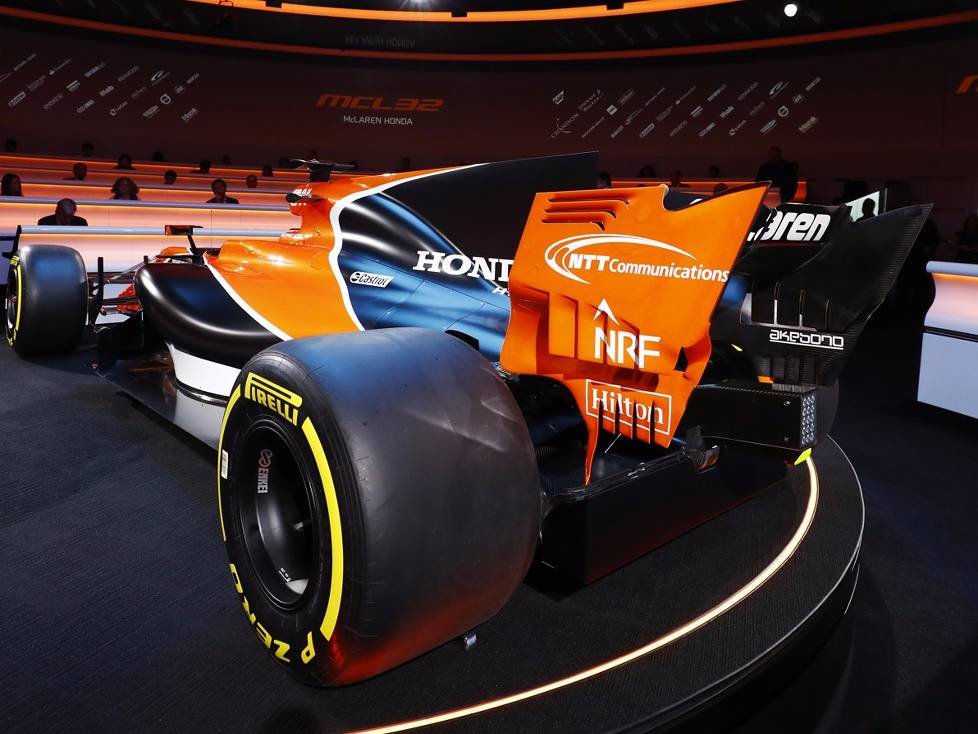 McLaren, MCL-32