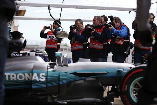 Nico Rosberg Valtteri Bottas Mercedes Mercedes AMG Petronas Motorsport F1 ~Nico Rosberg und Valtteri Bottas (Mercedes) ~ 