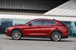 Alfa Romeo Stelvio 2017