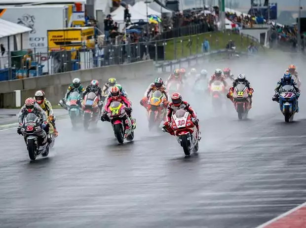 Moto2 Start Titel-Bild zur News: Moto2 Start