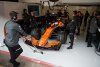 Bild zum Inhalt: McLaren weiter in Problemen: Alonso flüchtet in Galgenhumor