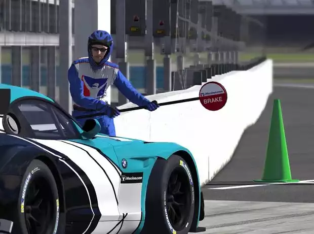 iRacing Titel-Bild zur News: iRacing