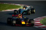 Max Verstappen (Red Bull) und Lewis Hamilton (Mercedes) 