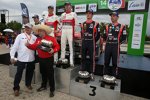 Kris Meeke (Citroen), Paul Nagle, Sebastien Ogier (M-Sport), Julien Ingrassia, Thierry Neuville (Hyundai) und Nicolas Gilsoul 