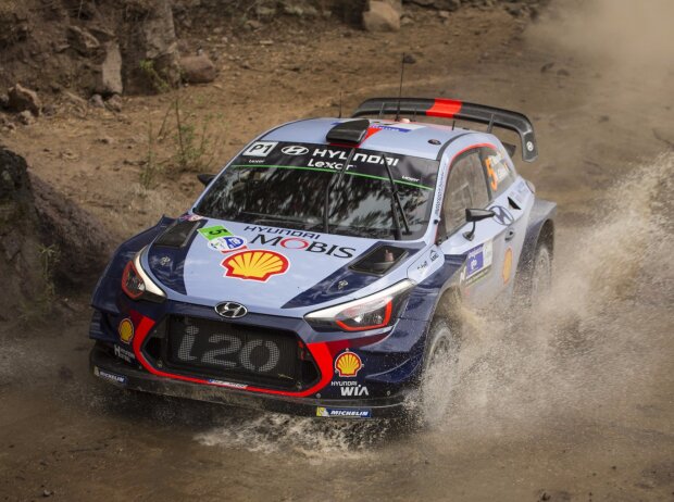 Thierry Neuville, Nicolas Gilsoul Thierry Neuville, Nicolas Gilsoul