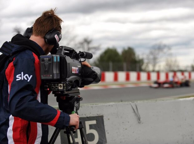 Titel-Bild zur News: Fernando Alonso, Kamera, TV, Sky