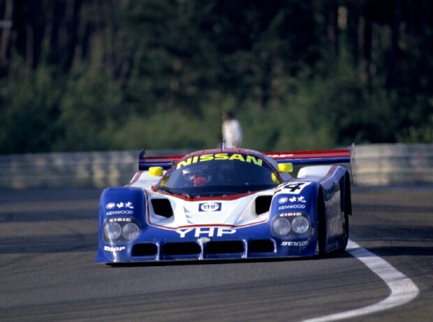 Titel-Bild zur News: Mark Blundell (Nissan) in Le Mans 1990
