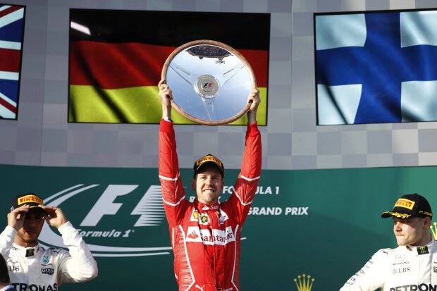 Sebastian Vettel Lewis Hamilton Valtteri Bottas Ferrari Scuderia Ferrari F1Mercedes Mercedes AMG Petronas Motorsport F1 ~Sebastian Vettel (Ferrari), Lewis Hamilton (Mercedes) und Valtteri Bottas (Mercedes) ~ Sebastian Vettel Lewis Hamilton Valtteri Bottas Ferrari Scuderia Ferrari F1Mercedes Mercedes AMG Petronas Motorsport F1 ~Sebastian Vettel (Ferrari), Lewis Hamilton (Mercedes) und Valtteri Bottas (Mercedes) ~