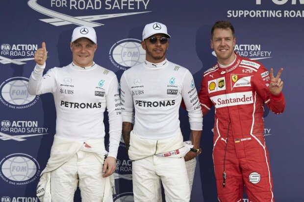 Lewis Hamilton Sebastian Vettel Valtteri Bottas Ferrari Scuderia Ferrari F1Mercedes Mercedes AMG Petronas Motorsport F1 ~Lewis Hamilton (Mercedes), Sebastian Vettel (Ferrari) und Valtteri Bottas (Mercedes) ~ 