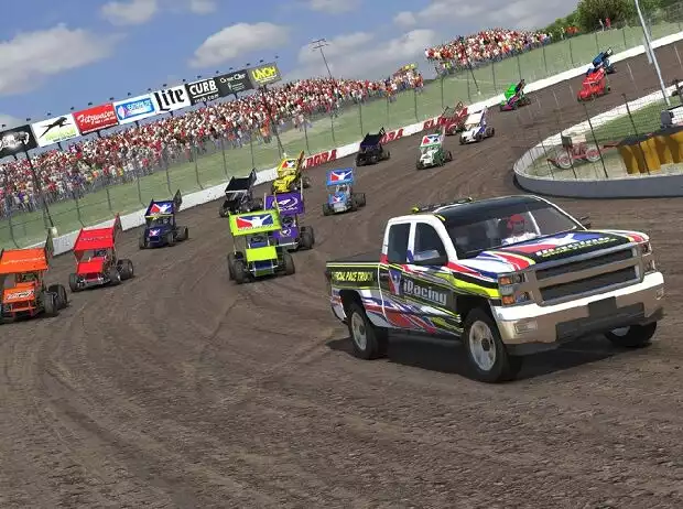 iRacing Titel-Bild zur News: iRacing