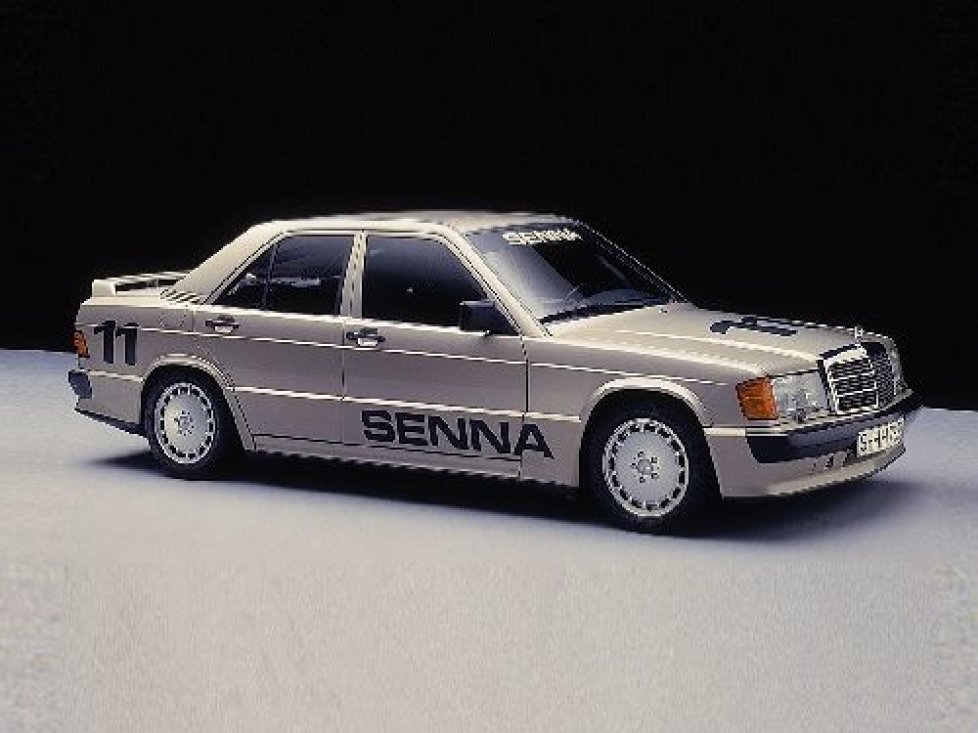 Mercedes-Benz Typ 190 E 2.3-16 (W 201), Siegerfahrzeug Ayrton Sennas zum Eröffnungsrennen des Nürburgring Grand-Prix-Kurses am 12. Mai 1984