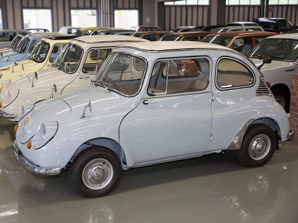 Subaru 300