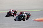 Tom Sykes vor Leandro Mercado 