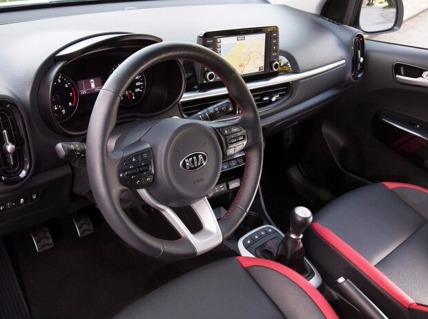 Innenraum und Cockpit des Kia Picanto GT Line 2017