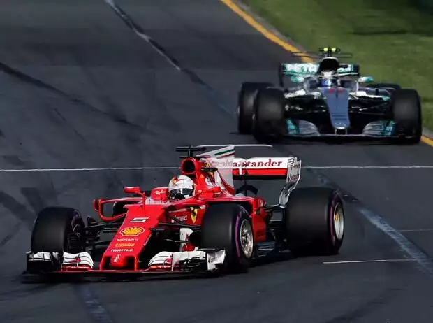 Sebastian Vettel, Valtteri Bottas Titel-Bild zur News: Sebastian Vettel, Valtteri Bottas